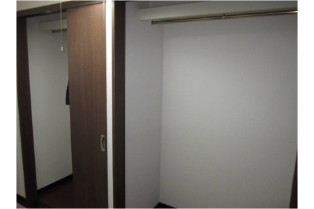 Middle image010